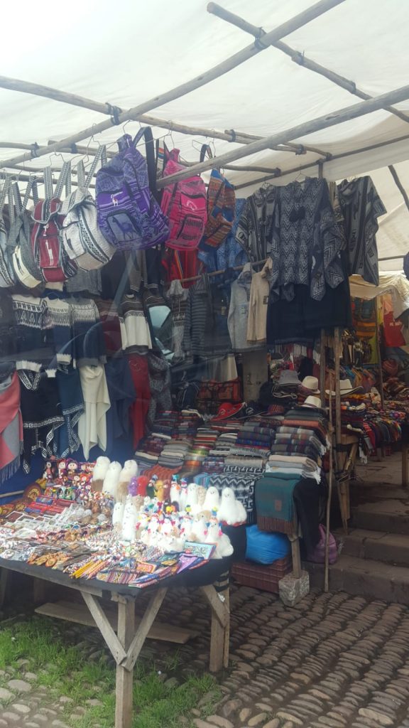 Pisac market